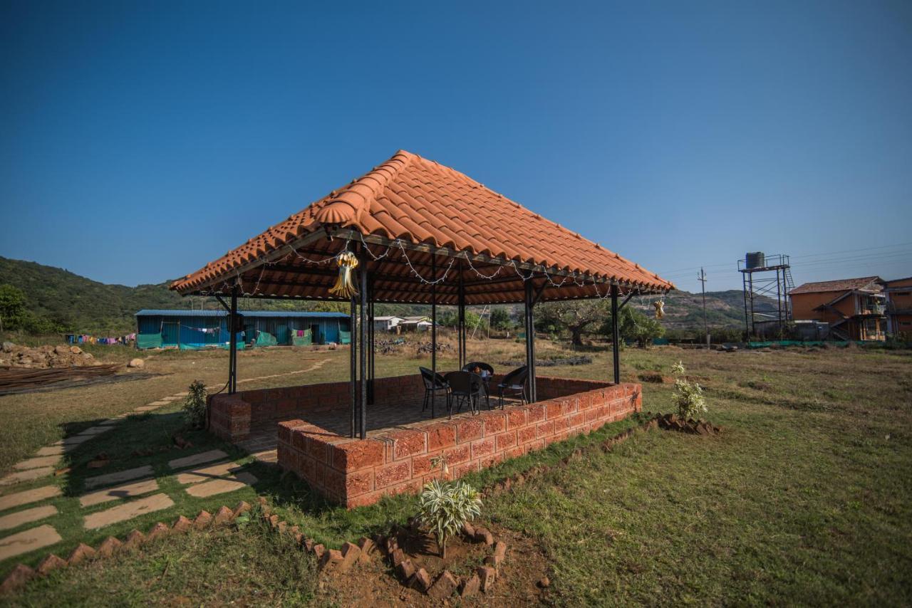 Mastiff Grand La Villae Lonavala Exterior foto