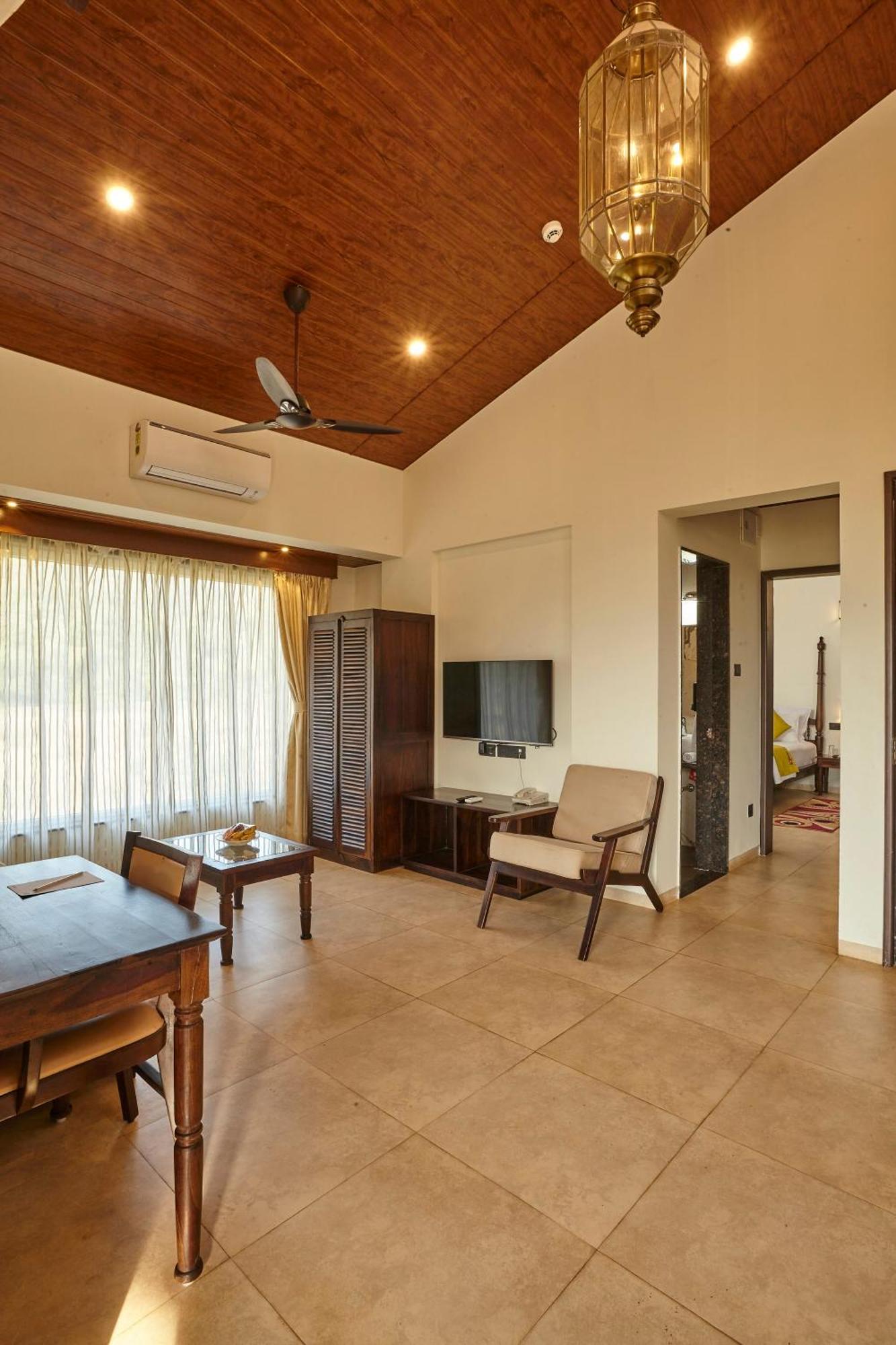 Mastiff Grand La Villae Lonavala Exterior foto
